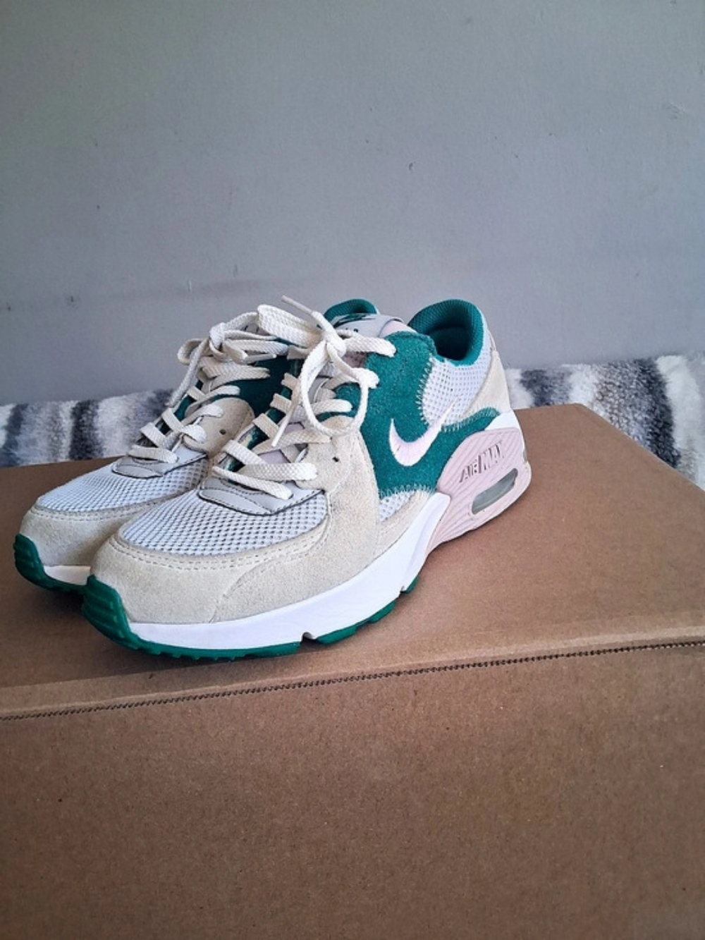 Nike Air Max 90 Futura Summit White Mica Green 90 Futura Sneakers Green & White